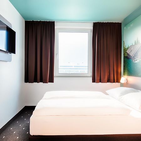 B&B Hotel Muenchen-بوتسبورن المظهر الخارجي الصورة