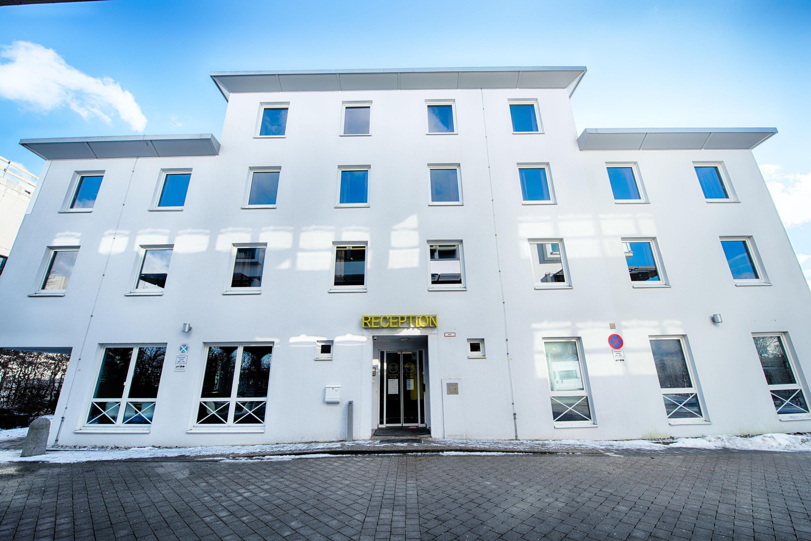 B&B Hotel Muenchen-بوتسبورن المظهر الخارجي الصورة