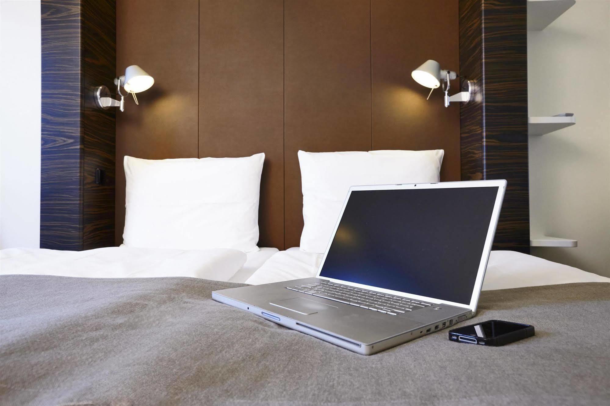 B&B Hotel Muenchen-بوتسبورن المظهر الخارجي الصورة